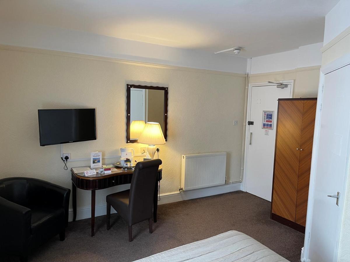 Hotel The Grand